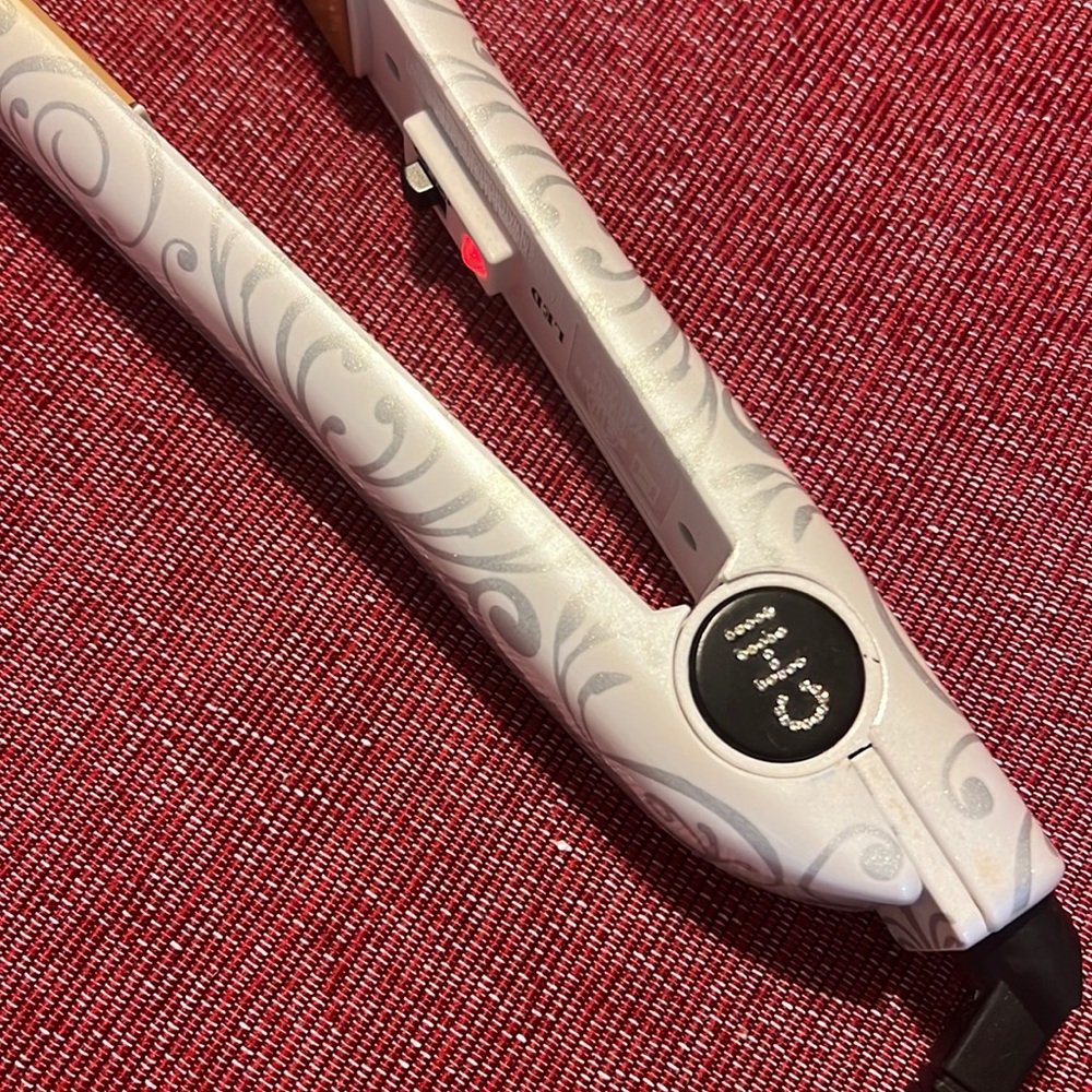 CHI Flat iron